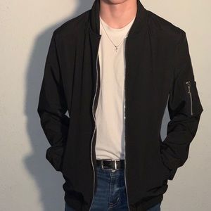 Black Bomber🖤